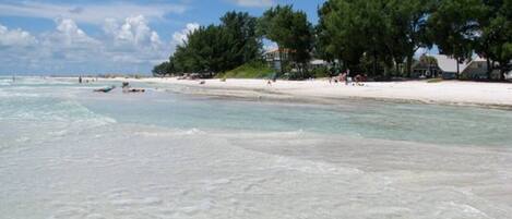 Sun-loungers, beach towels