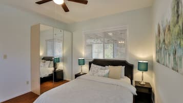 3 bedrooms, iron/ironing board, free WiFi, bed sheets