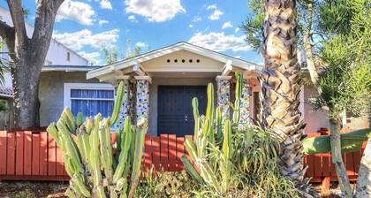 Craftsman House Steps to Beach and Convention Center, Parking, BBQ