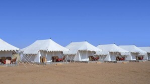 Unclassified image, 5 of 23, button - Kumbh Mela Cottage Accomodation (Karchana)