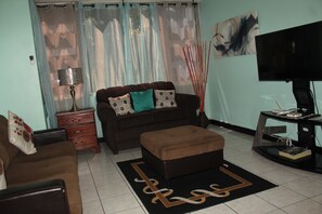 Smart TV, reproductor de DVD y estéreo