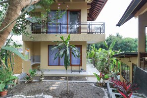 Front of property - Sunari Guest House (Canggu)