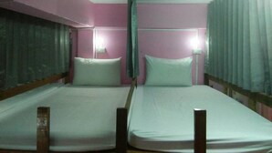 Mixed Dormitory Room