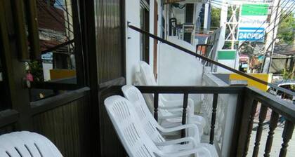 Lucky Homestay - Hostel