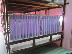 Mixed Dormitory Room | 免費 Wi-Fi