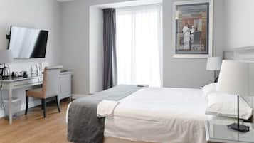 Egyptian cotton sheets, premium bedding, down duvets, minibar