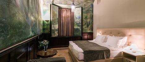 Deluxe Double or Twin Room | In-room safe, free WiFi, bed sheets