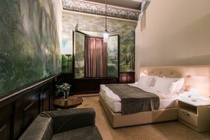 Deluxe Double or Twin Room | In-room safe, free WiFi, bed sheets - Emigrant (Tbilisi)