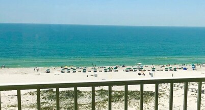 Premier Beachfront Sunsuite Penthouse with Panoramic View of the Gulf of Mexico