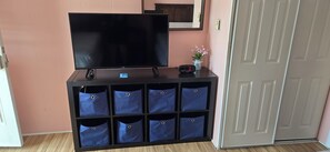 Interior -  canal front with boat slip, boat ramp,  WiFi, and roku streaming TV  (Ocean City)