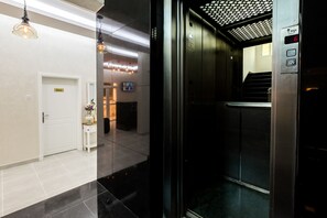 Interior - Al Jisr Hotel (Muscat)