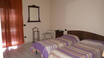 Desk, blackout curtains, cots/infant beds, bed sheets