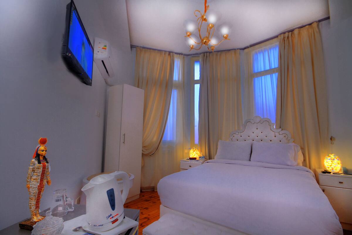 Deluxe Double Room, City View