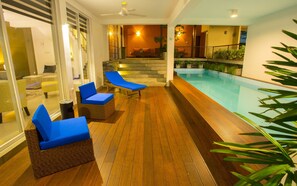 Terrace/patio - Jasmine Breeze - 4 Bedroom Villa (Kolonnawa)