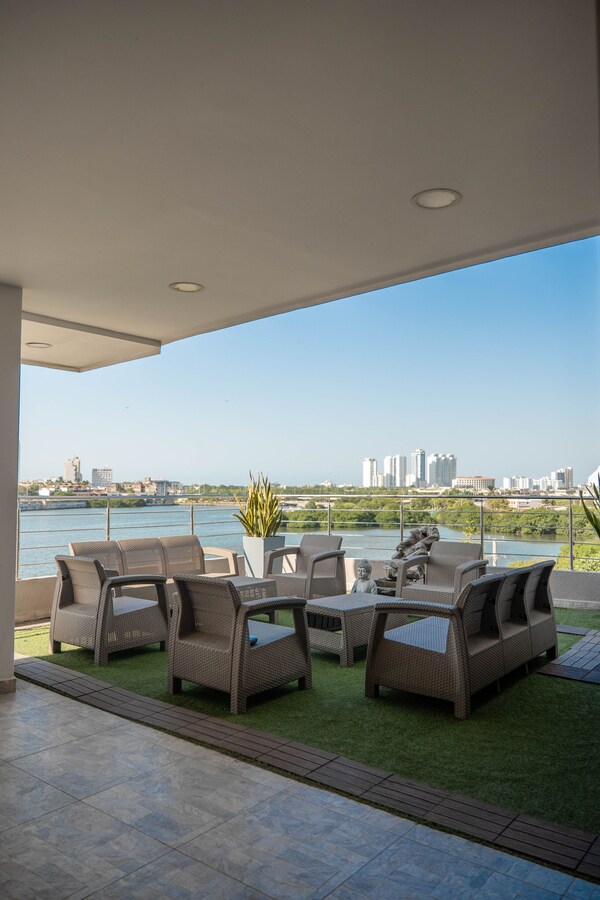 Bahia 79 Apartasuites Cerca Al Centro - Cartagena, Colombia