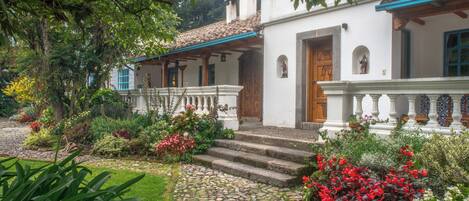 Familien-Vierbettzimmer | Ausblick vom Zimmer