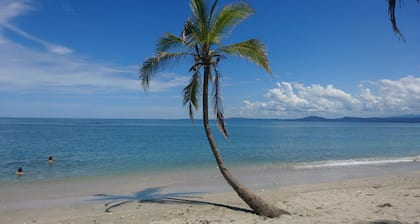 Hermosa casa a 150 metros de la playa