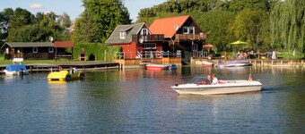 House 80sqm WFL, 400sqm Alleingrounds McPom Neukalen at Kummerower See