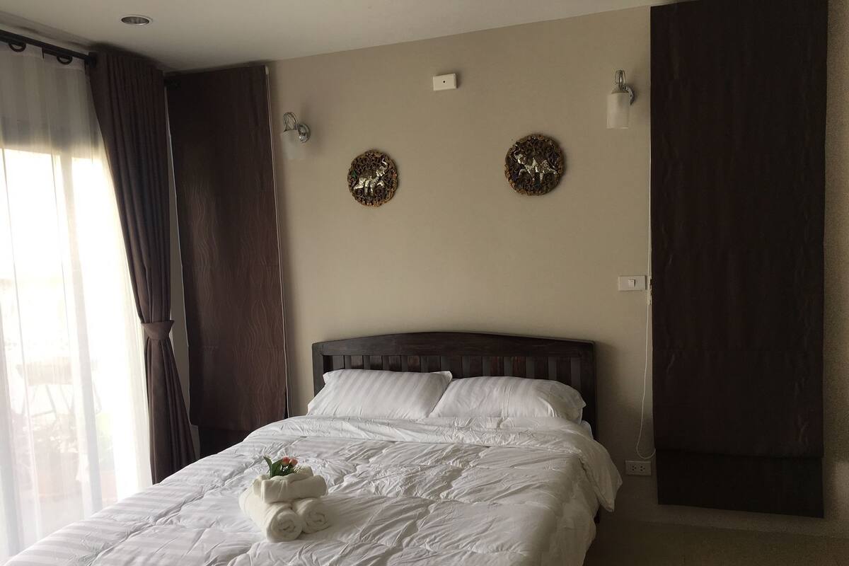 Standaard kamer | Een strijkplank/strijkijzer, gratis wifi, rolstoeltoegang