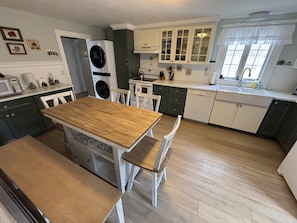 Dining - Close-to-all, yet quiet and relaxing Cape Cod getaway!  (Yarmouth)