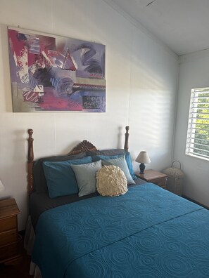 3 chambres, fer et planche à repasser, lit parapluie, Wi-Fi gratuit