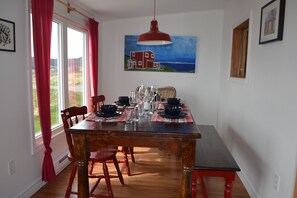 Dining - Oceanfront Cottage at the Edge of the Earth, St. John's  (Pouch Cove)