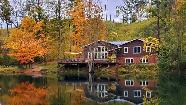 Exterior - Secluded Waterfront Home Located On 82 Private Acres! Close to HH State Park!
 (Laurelville)