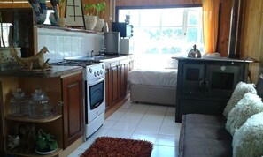Fridge, microwave