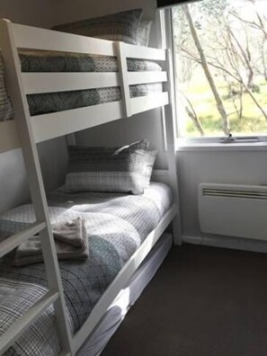 3 bedrooms, iron/ironing board, travel cot, free WiFi