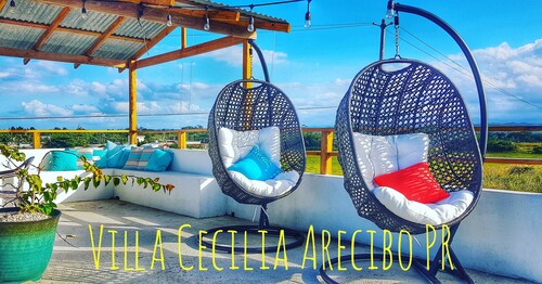 Villa Cecilia Ocean view and pool, pet friendly.