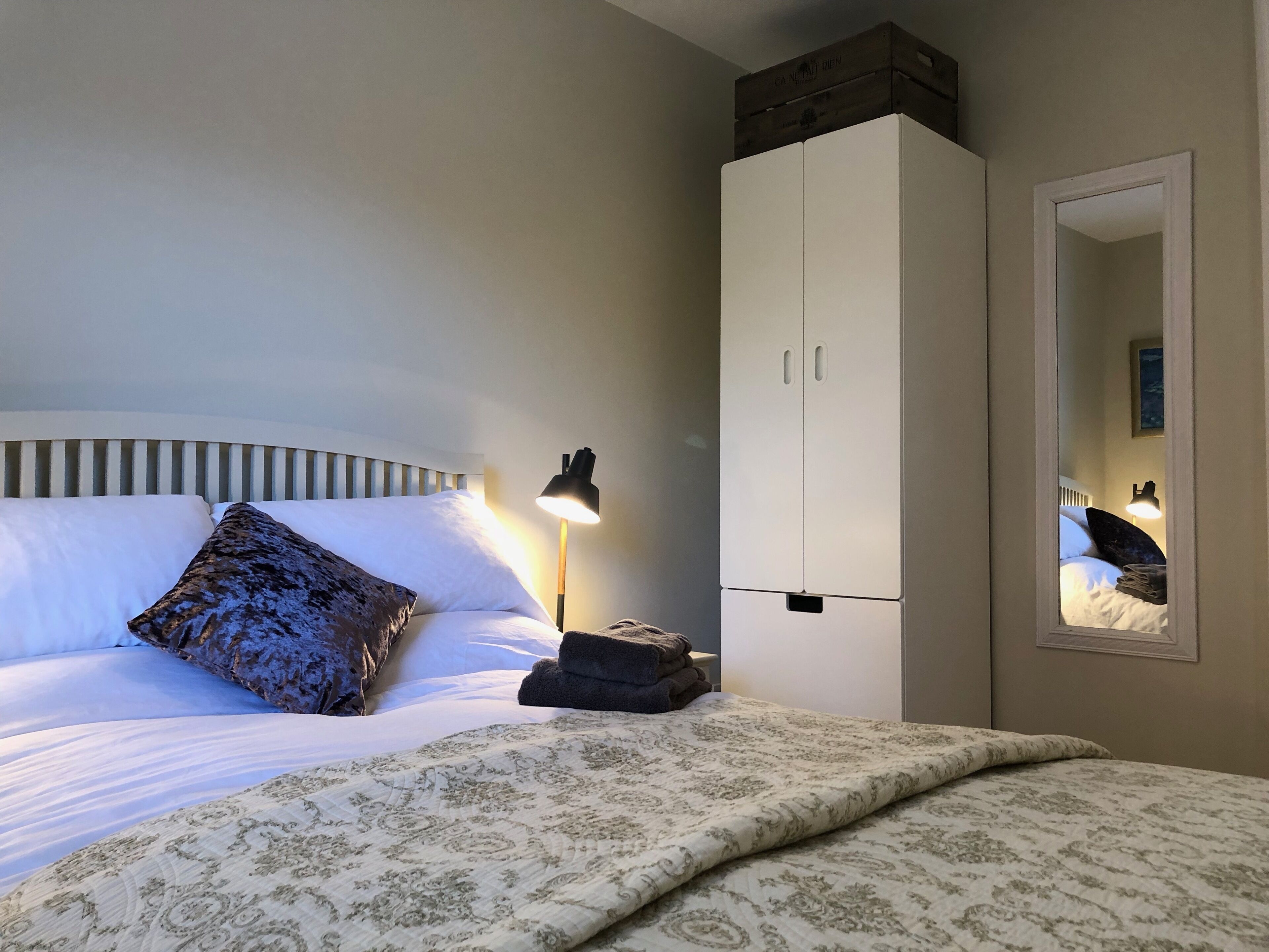 2 bedrooms, iron/ironing board, travel cot, free WiFi
