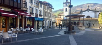 Accommodation in Ramales ideal families and couples, closed parking and wifi free