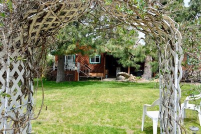 Redwood Garden Cottage
