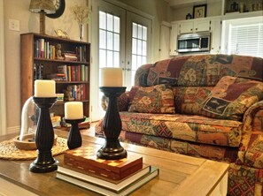 Smart TV, DVD player, books