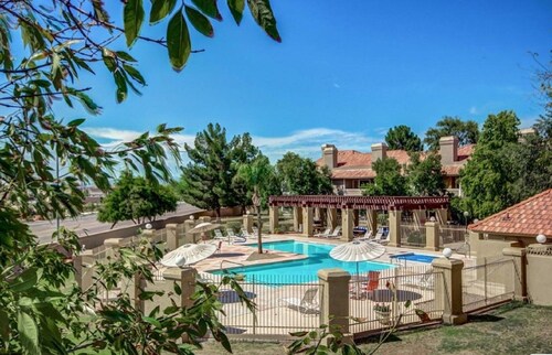 Gorgeous three-bedroom, fully furnished condo with pool, spa, laundry