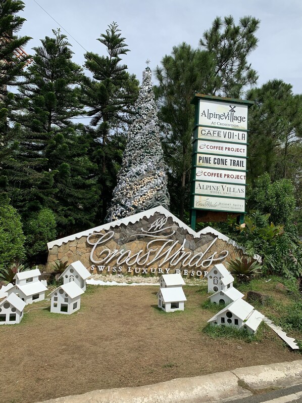 Property grounds - Tagaytay Crosswind apartment for rent (Cavite)