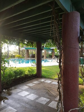 Utomhuspool