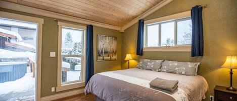 3 bedrooms, free WiFi, bed sheets