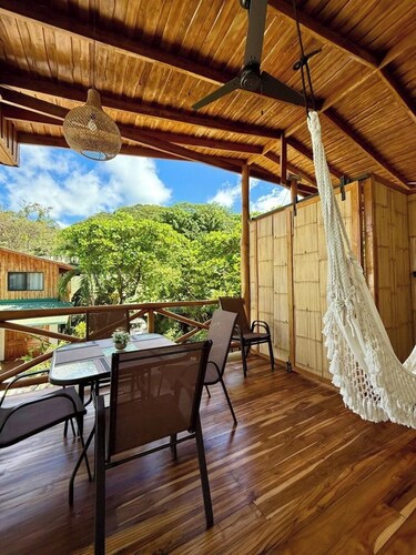 Villa ALMENDRO von Villas Solar, zu Fuß zum Strand, besten Surf, Markt und Restaurants