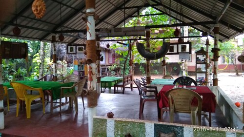 Shiva Garden Home Stay