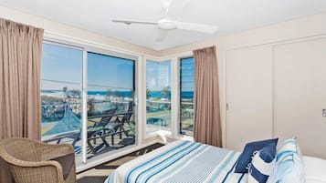 5 bedrooms, bed sheets