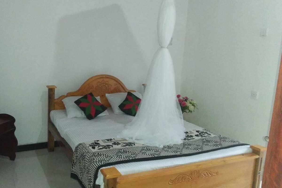 Minibar, in-room safe, iron/ironing board, rollaway beds