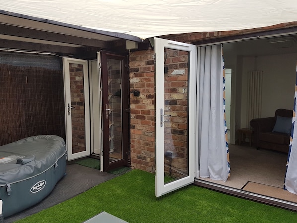 Deluxe Cottage, 1 Bedroom | Terrace/patio - 1 The Mews (Derby)