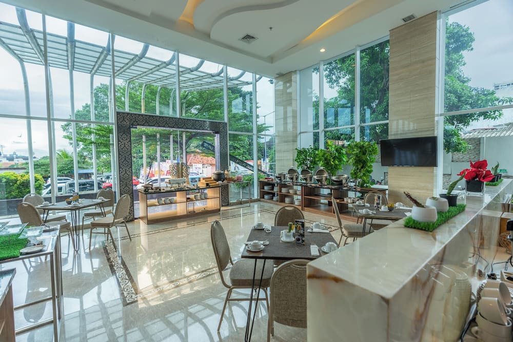 Azana Suite Hotel Antasari