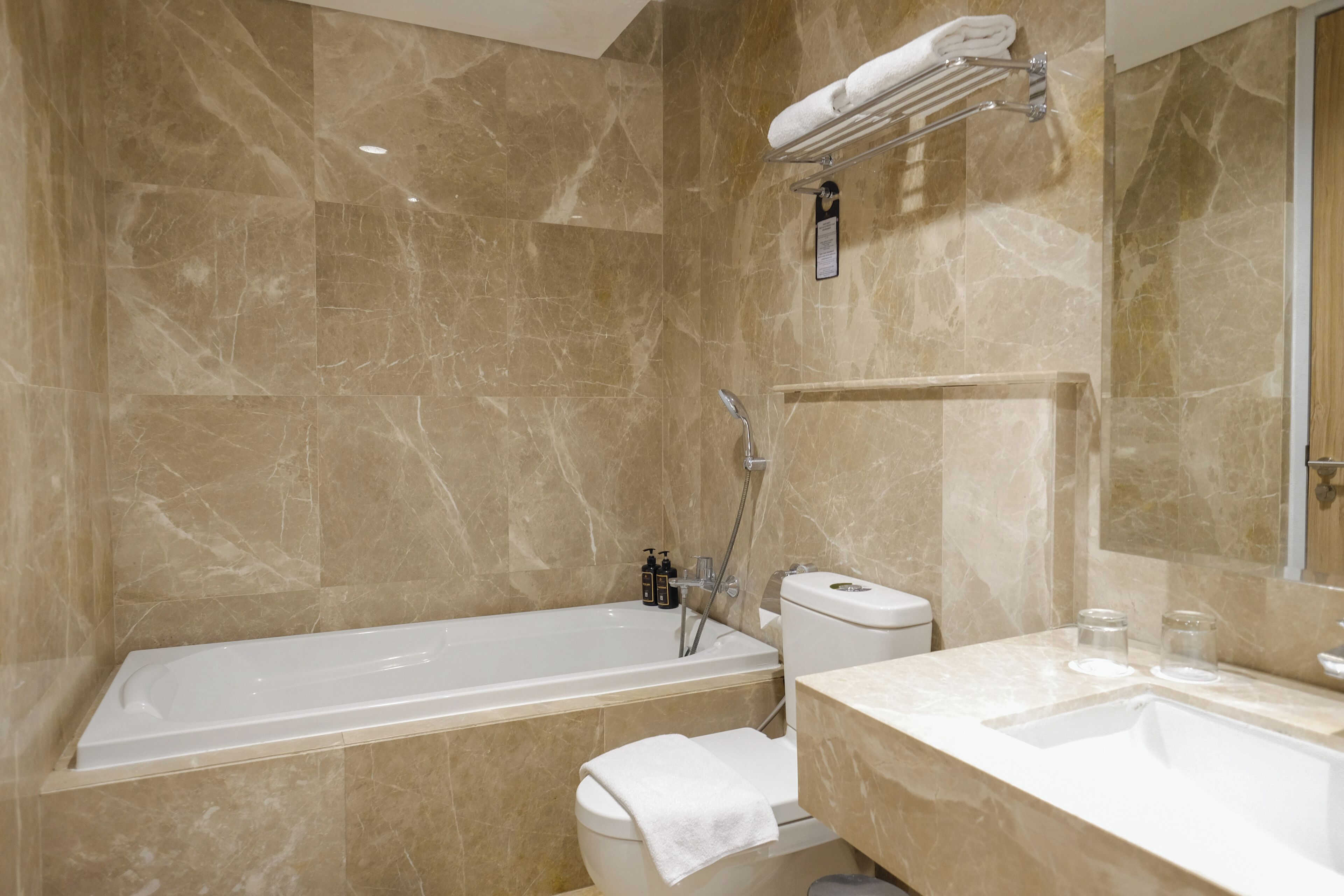 Photo - Azana Suites Hotel Antasari