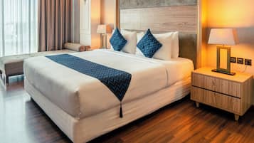1 bedroom, in-room safe, desk, iron/ironing board