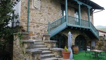 EntrĂ©e de lâhĂ©bergement