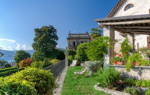 2 bedroom awesome home in Orta San Giulio NO