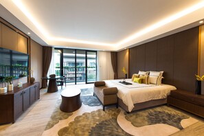 Villa D | In-room safe, desk, blackout drapes, soundproofing - Nankun Shanju Hot Spring Resort (Huizhou)