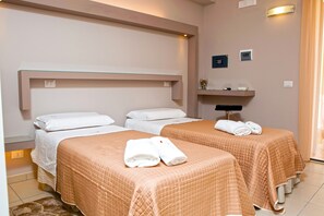 Minibar, két bảo mật tại phòng, phòng cách âm 